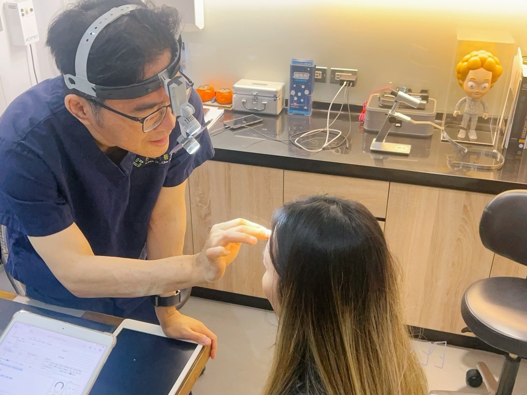 [植眉推薦]DCDC生髮診所朱冠州醫師眉毛稀疏救星!第三代