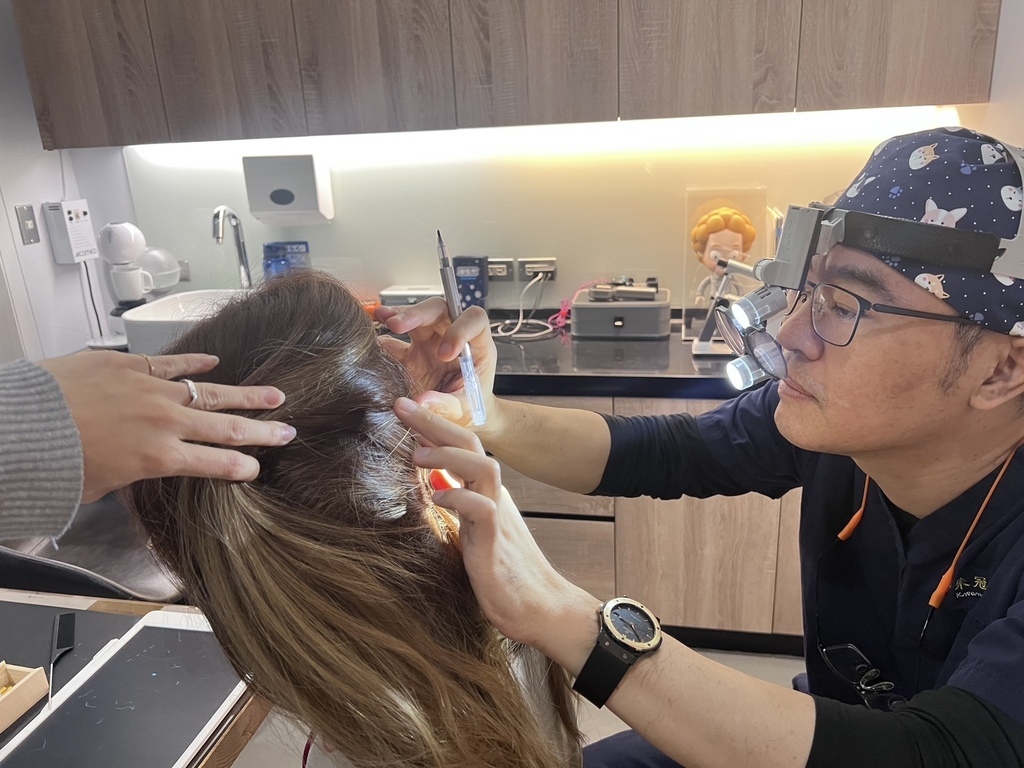 [植眉推薦]DCDC生髮診所朱冠州醫師眉毛稀疏救星!第三代