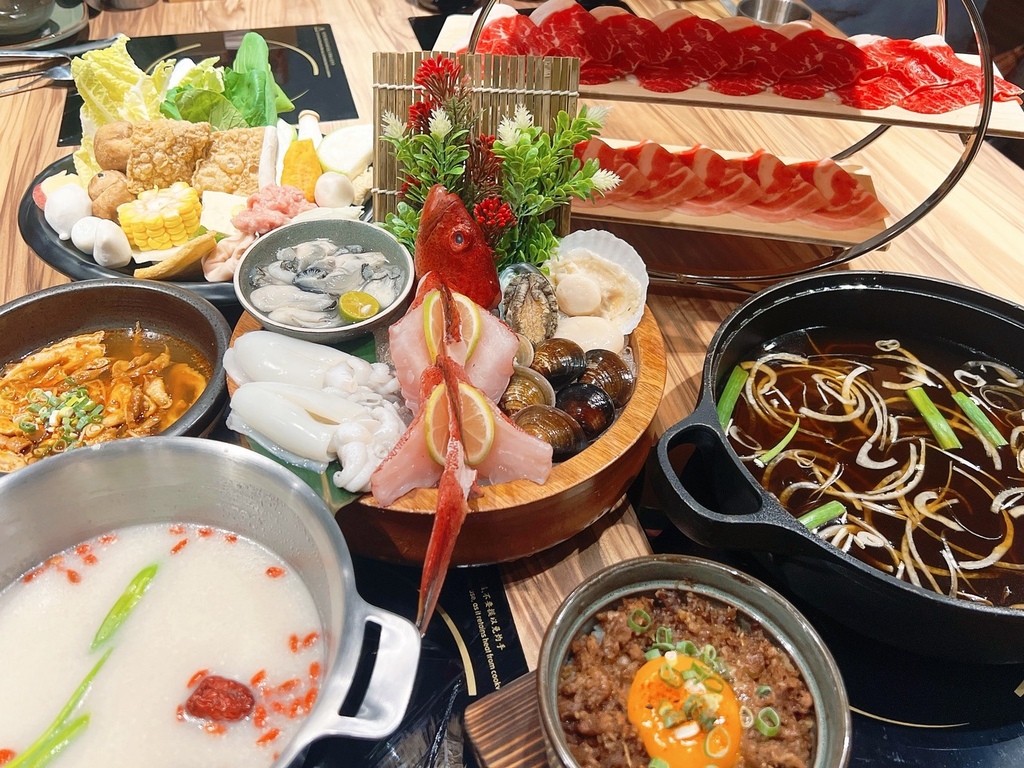 [ 桃園食記 ] 十二段鍋物堂中壢店自助吧新鮮蔬食最低29