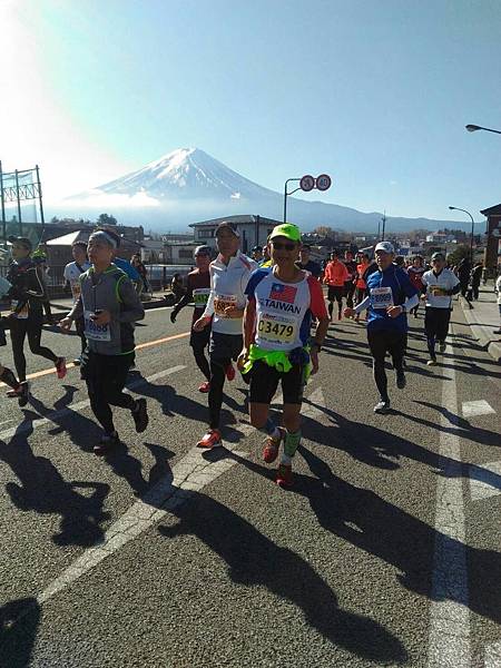 2018富士山馬吳啟通.jpg