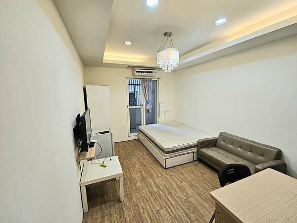 內壢租屋~ 元智大學、興仁公園，格局方正空間大，獨立陽台洗衣