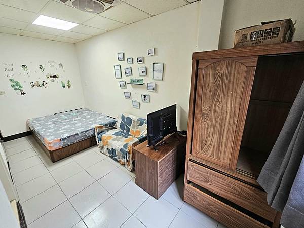 平鎮租屋~近南勢重劃區、山仔頂,格局方正採光好,可養貓可租補 平鎮租屋~近南勢重劃區、山仔頂,格局方正採光好,可養貓可租補